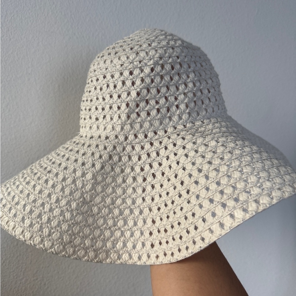Cream and White Wide-Brimmed Crochet Sun Hat